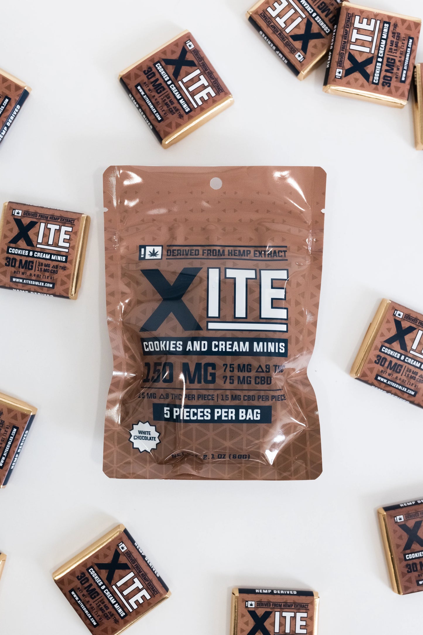 Xite 15mg D9 + 15mg CBD Cookies and Cream Mini Square